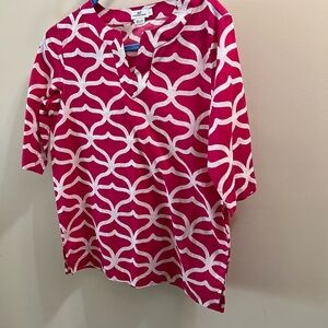 Vineyard Vines Pink and White Geometric V-Neck Tunic